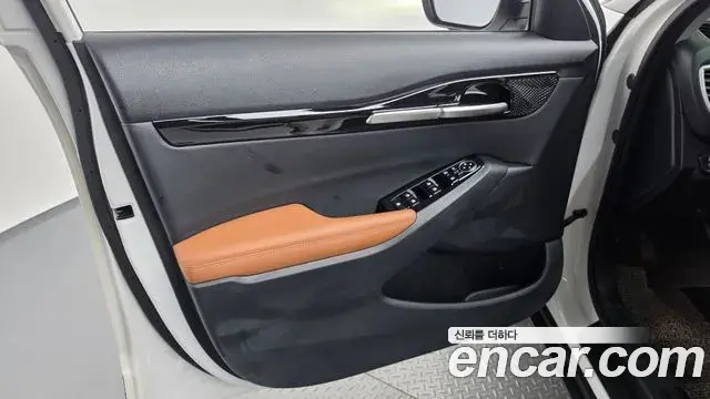 Kia Seltos 2024 — Photo 4/34