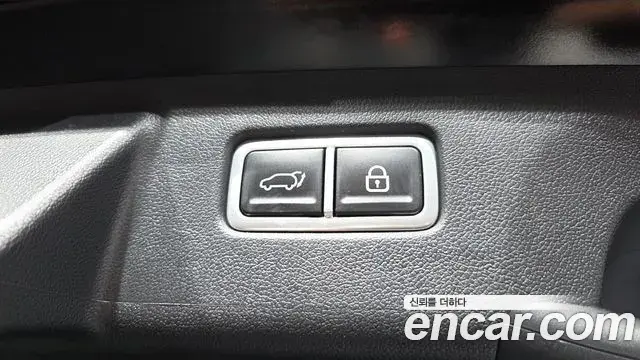 Kia Sorento 2022 — ფოტო 36/43