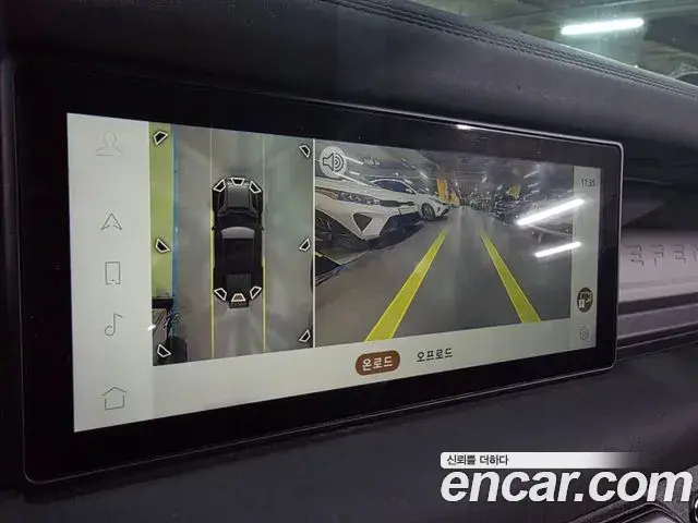 Land Rover Defender 2020 — Photo 18/20