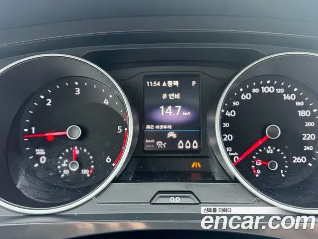 Volkswagen Tiguan 2020 — Photo 12/19