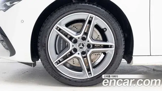 Mercedes-Benz CLA-Class 2026 — Photo 4/20