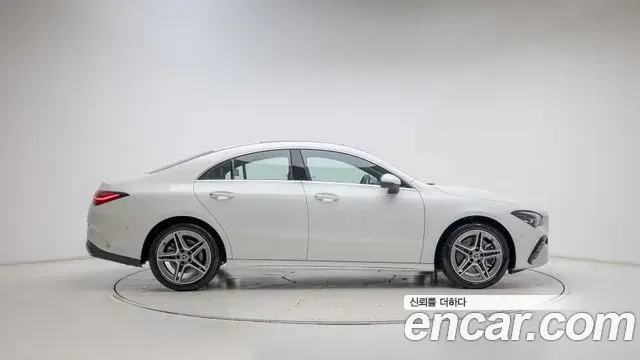 Mercedes-Benz CLA-Class 2026 — Photo 8/20