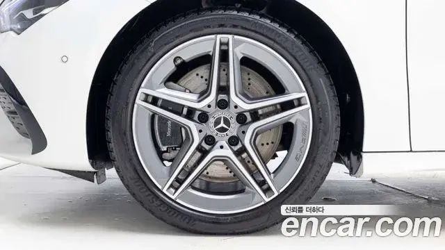 Mercedes-Benz CLA-Class 2026 — Photo 5/20