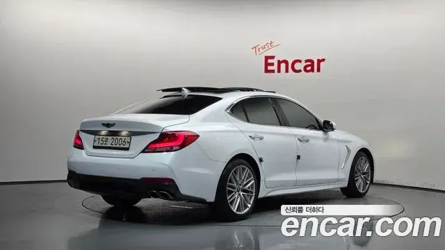 Genesis G70 2018 — Şəkil 19/36
