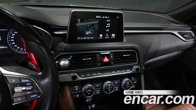 Genesis G70 2019 — ფოტო 28/32