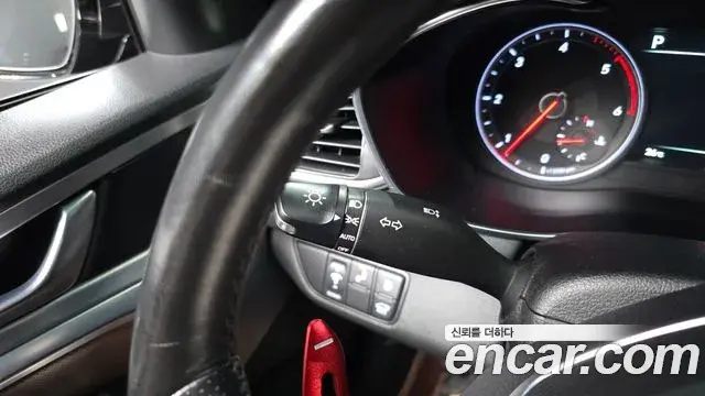 Genesis G70 2019 — ფოტო 12/32