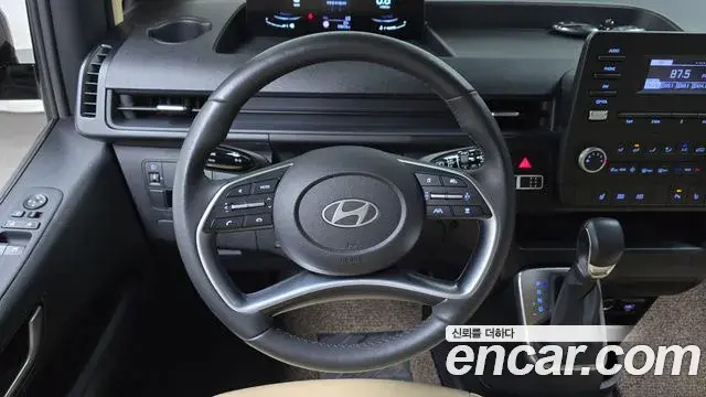 Hyundai Staria 2024 — Фото 13/20