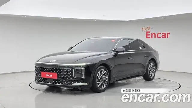 Hyundai Grandeur 2023 — Фото 1/20