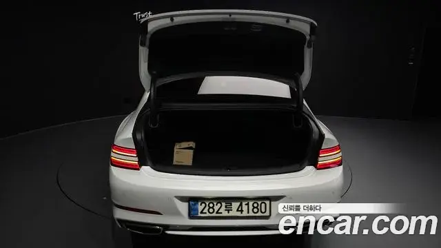 Genesis Electrified G80 2021 — Photo 20/20