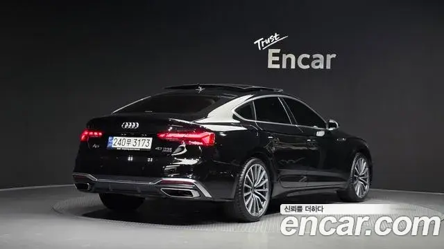 Audi A5 2023 — Фото 1/20