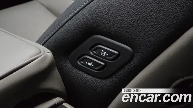 Kia Carnival 2025 — Фото 15/20