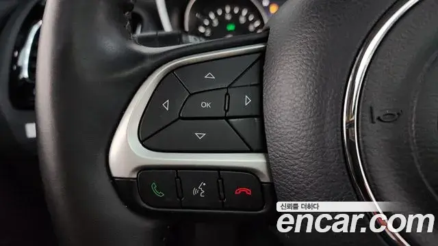 Jeep Compass 2019 — Фото 17/20