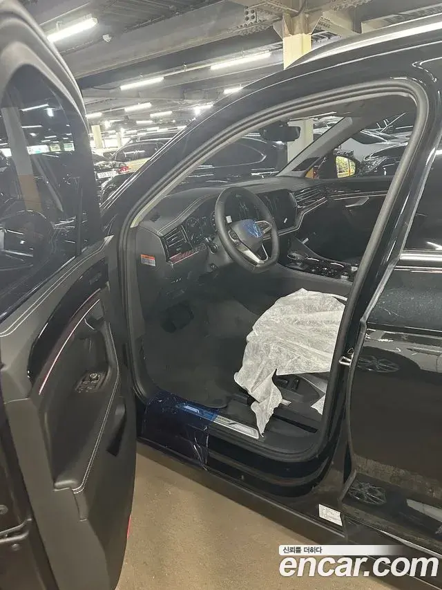 Volkswagen Touareg 2026 — Şəkil 6/10