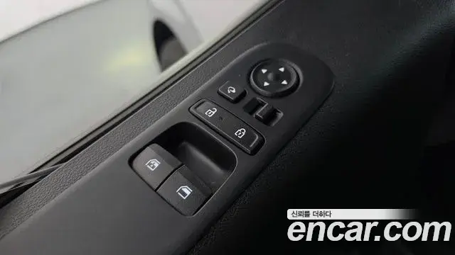 Hyundai Staria 2025 — Фото 20/20