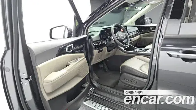 Kia Carnival 2024 — Photo 10/20
