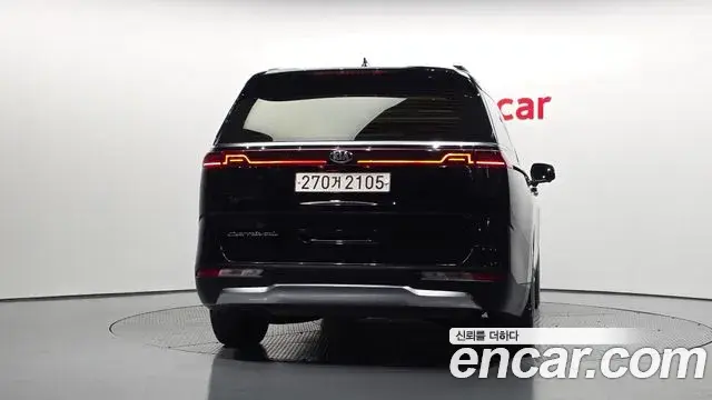 Kia Carnival 2021 — Photo 4/20