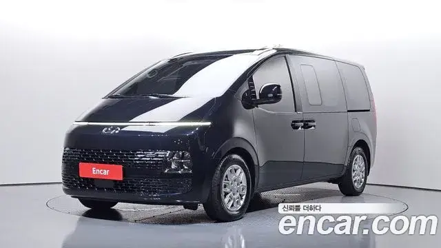 Hyundai Staria, 2023