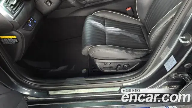 Genesis G70 2019 — Şəkil 33/34