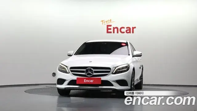 Mercedes-Benz C-Class 2019 — Фото 3/20