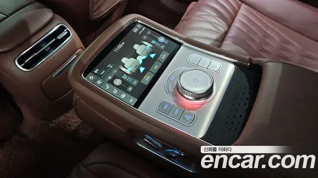 Genesis G90 2022 — Фото 18/20