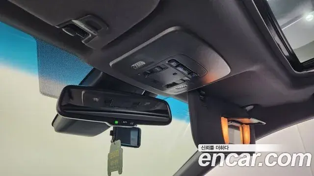 Toyota Avalon 2019 — Photo 13/20