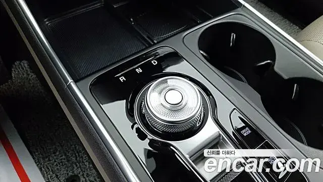 Kia Carnival 2024 — Photo 16/19