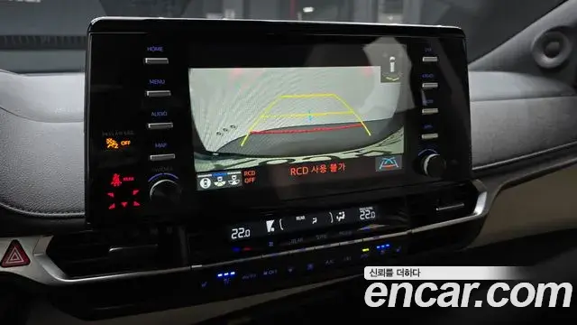 Toyota Sienna 2022 — Şəkil 15/36