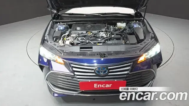 Toyota Avalon 2021 — Photo 6/20