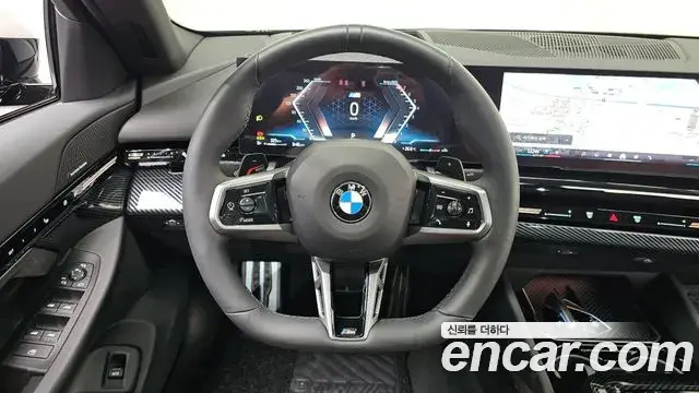 BMW 5 Series 2024 — Фото 13/20