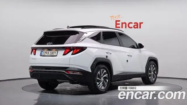Hyundai The New Tucson 2021 — Фото 2/20