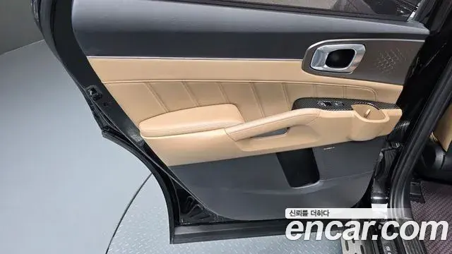 Kia Sorento 2024 — Şəkil 16/35