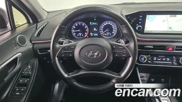 Hyundai Sonata 2021 — Фото 13/20