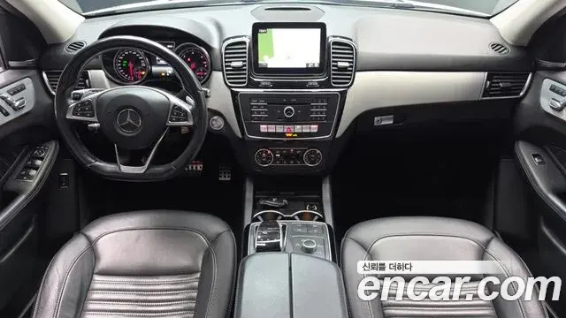 Mercedes-Benz GLE-Class 2018 — Şəkil 5/20