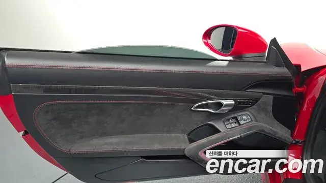 Porsche 718 Boxster 2018 — ფოტო 6/30