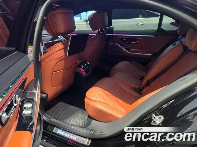 Mercedes-Benz S-Class 2021 — Photo 11/20