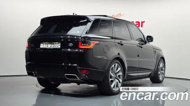 Land Rover Range Rover Sport 2018 — Фото 2/20