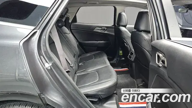 Kia Sportage 2021 — Фото 11/20