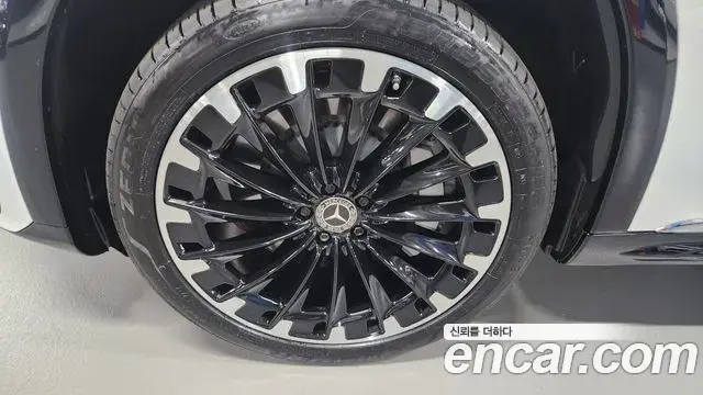 Mercedes-Benz EQS SUV 2023 — Şəkil 9/20