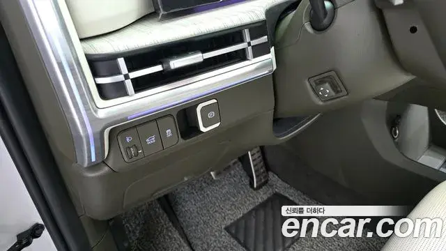 Hyundai Santa Fe 2024 — Фото 19/20