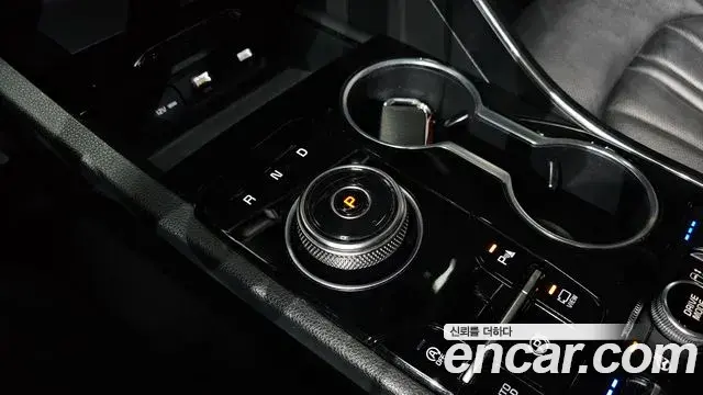 Kia K5 2021 — Фото 9/20