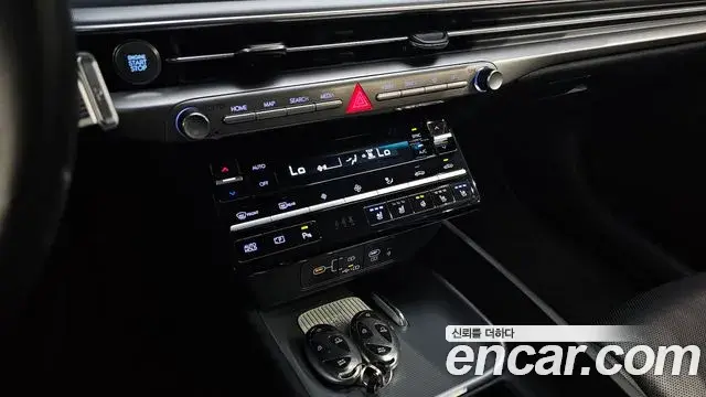Hyundai Grandeur 2023 — Şəkil 16/20