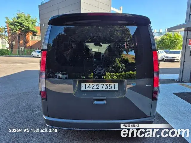 Hyundai Staria 2025 — Photo 3/20