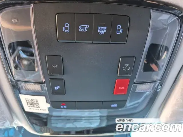 Hyundai Staria 2025 — Photo 11/20