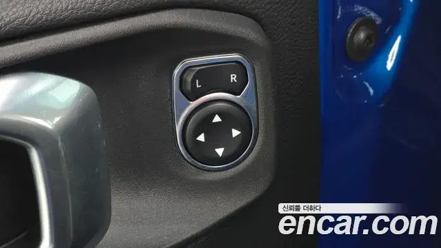 Jeep Wrangler 2022 — Фото 16/20