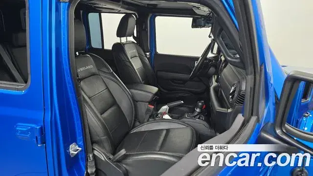 Jeep Wrangler 2022 — Фото 18/20