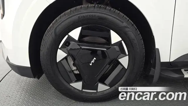 Kia Carnival 2025 — Photo 21/33