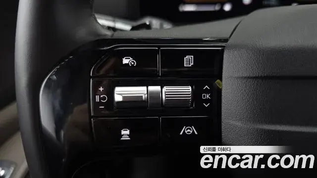 Kia Carnival 2025 — Photo 2/33