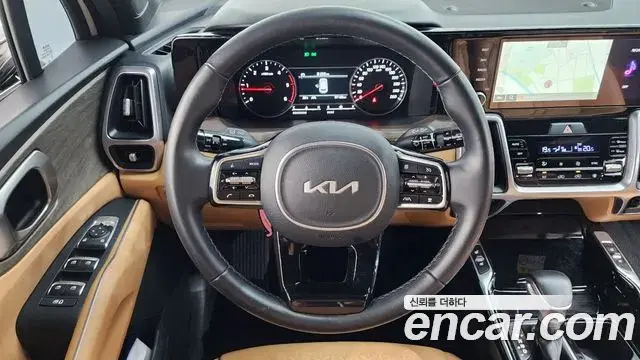 Kia Sorento 2023 — Photo 13/20