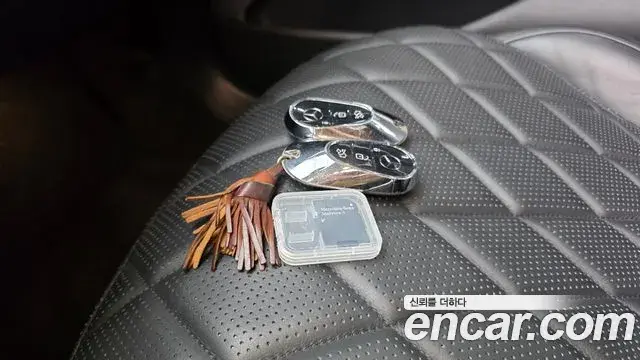 Mercedes-Benz S-Class 2021 — Photo 31/36