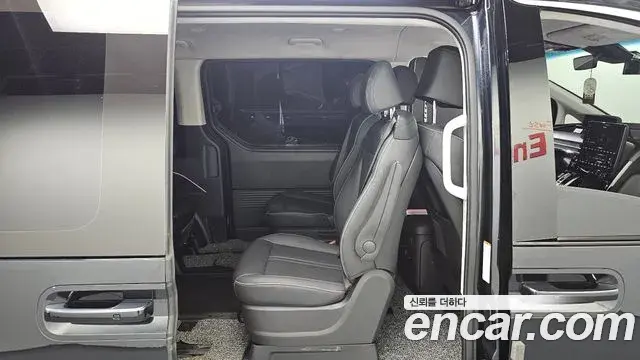 Hyundai Staria 2023 — Photo 11/20